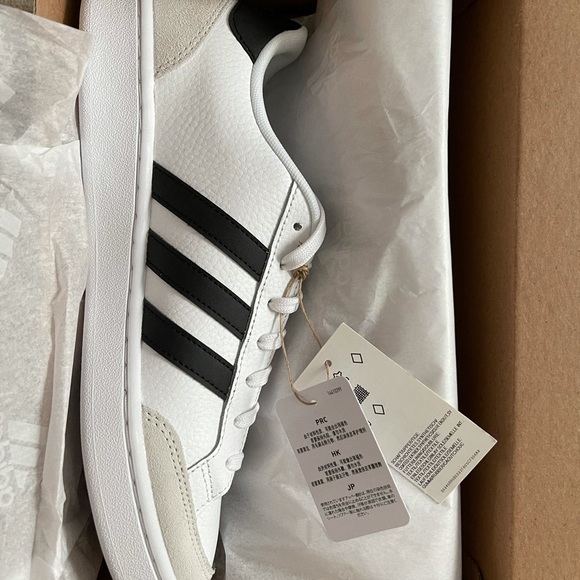 COPY - Brand New in box GRAND COURT SE SHOES - Picture 2 of 4